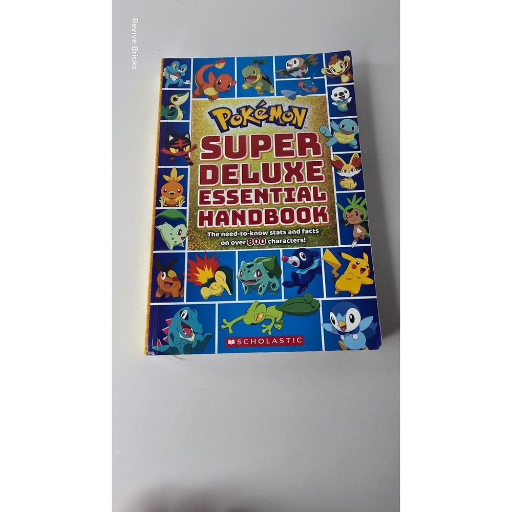 2018 Super Deluxe Essential Handbook (Pokémon): The Need-to-Know Stats and Facts